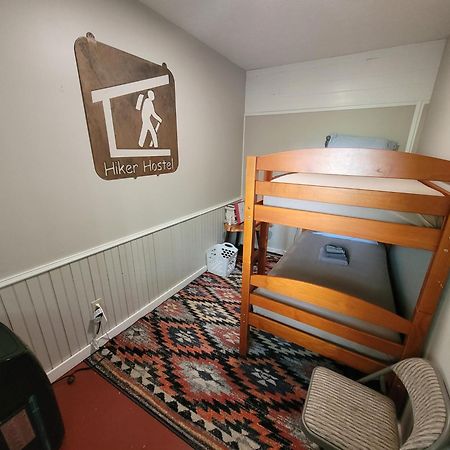 Hotel Barefoot Hills Dahlonega Esterno foto