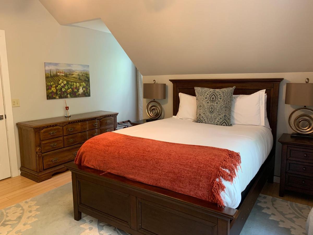 Hotel Barefoot Hills Dahlonega Esterno foto