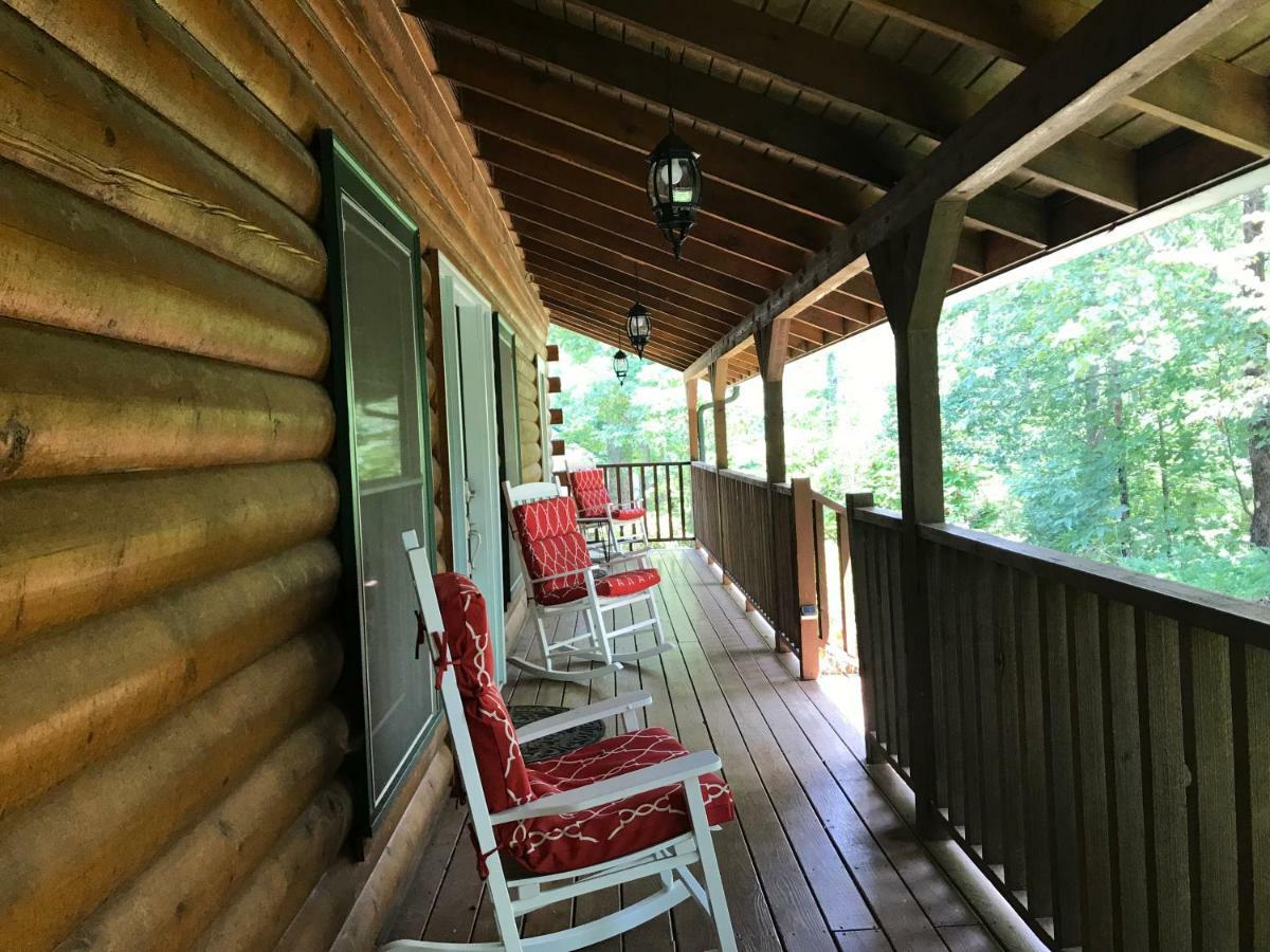 Hotel Barefoot Hills Dahlonega Esterno foto
